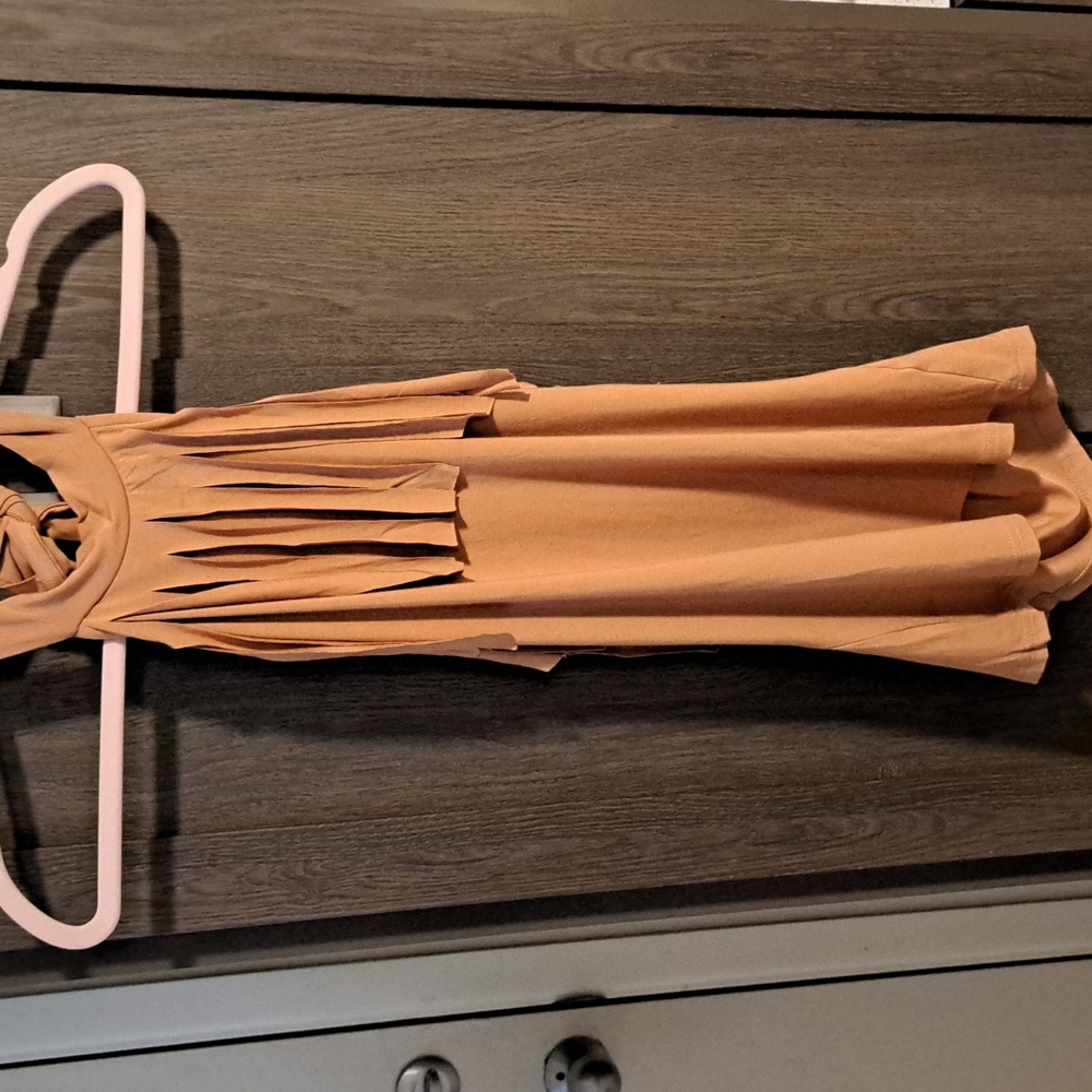 1 left New fringe halter top - Picture 13 of 13